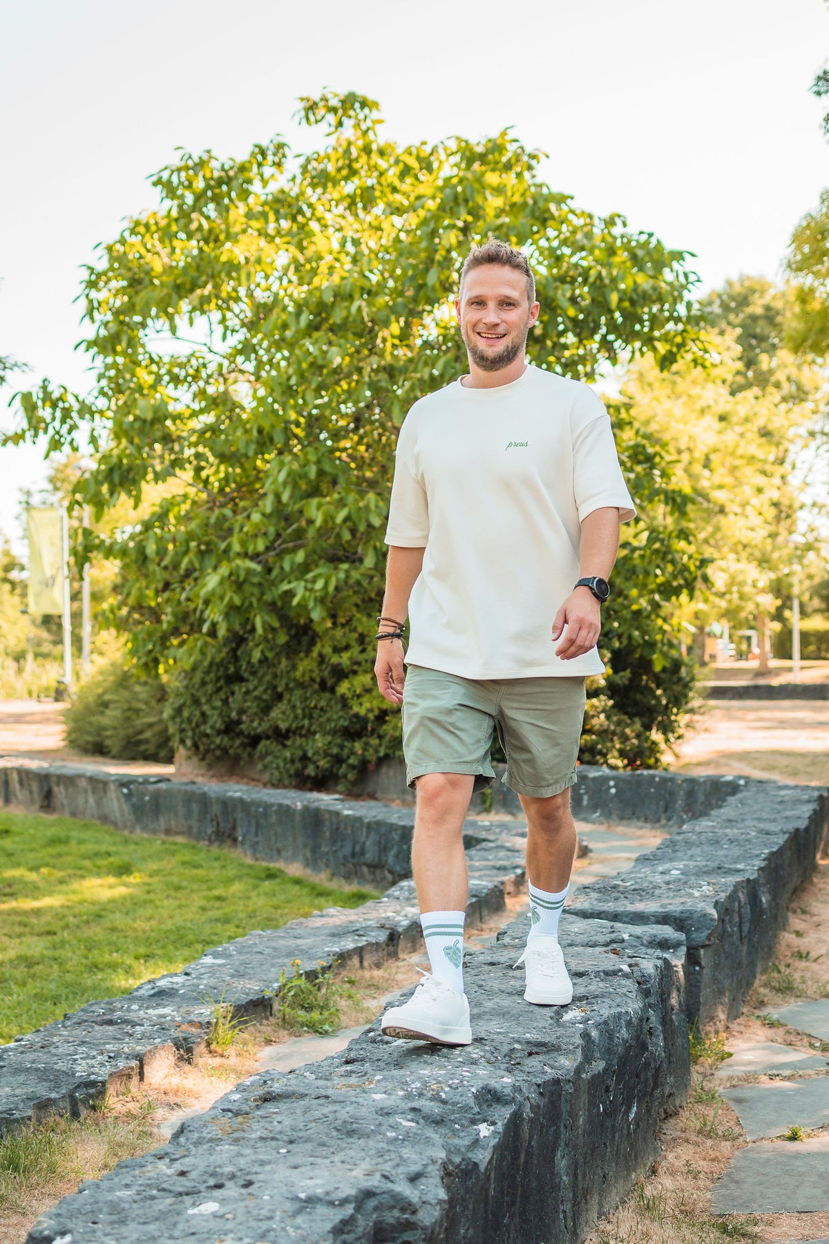 POP’s T-shirt Ecru Oversized Heren – Preus